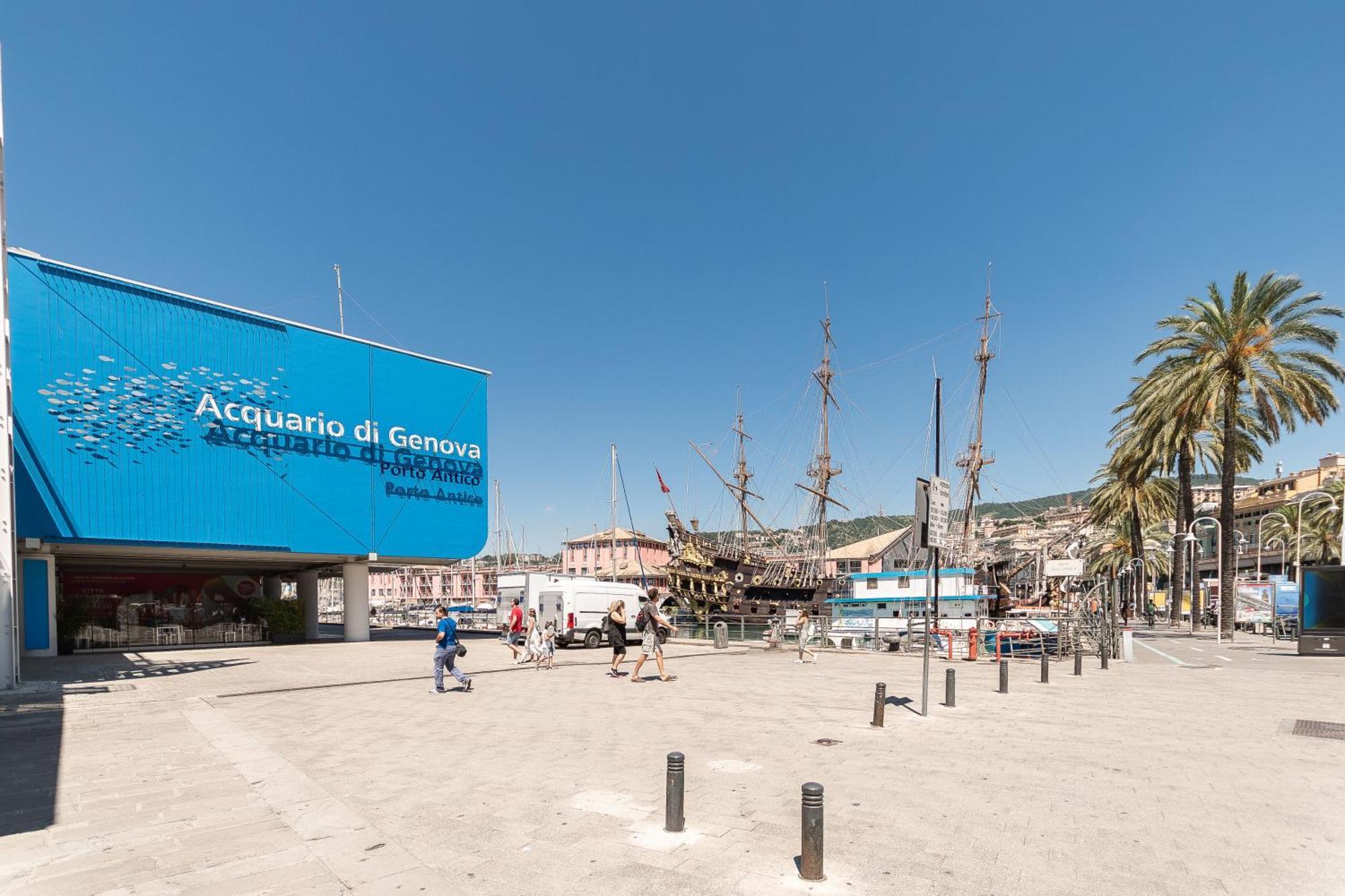 La Mansarda Del Principe, Vicoli, Acquario E Lanterna Apartment Genoa Exterior photo
